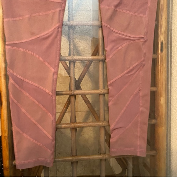 Buff Bunny Pink Anastasia Mauvelous Mesh Panal Side HiRise Activewear Leggings M - Picture 10 of 16